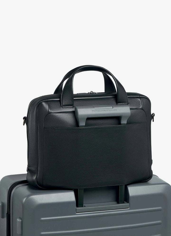 Roadster Leather Briefcase S - Tenue